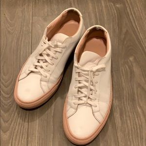 Common project sneakers size 40